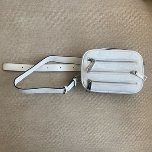 REBECCA MINKOFF white crossbody/danny pack